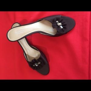 Vera Wang Brown Satin Slides Lace Rhinestone Front